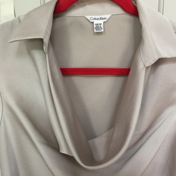 Calvin Klein Tan V-Neck Sweater - Picture 4 of 14